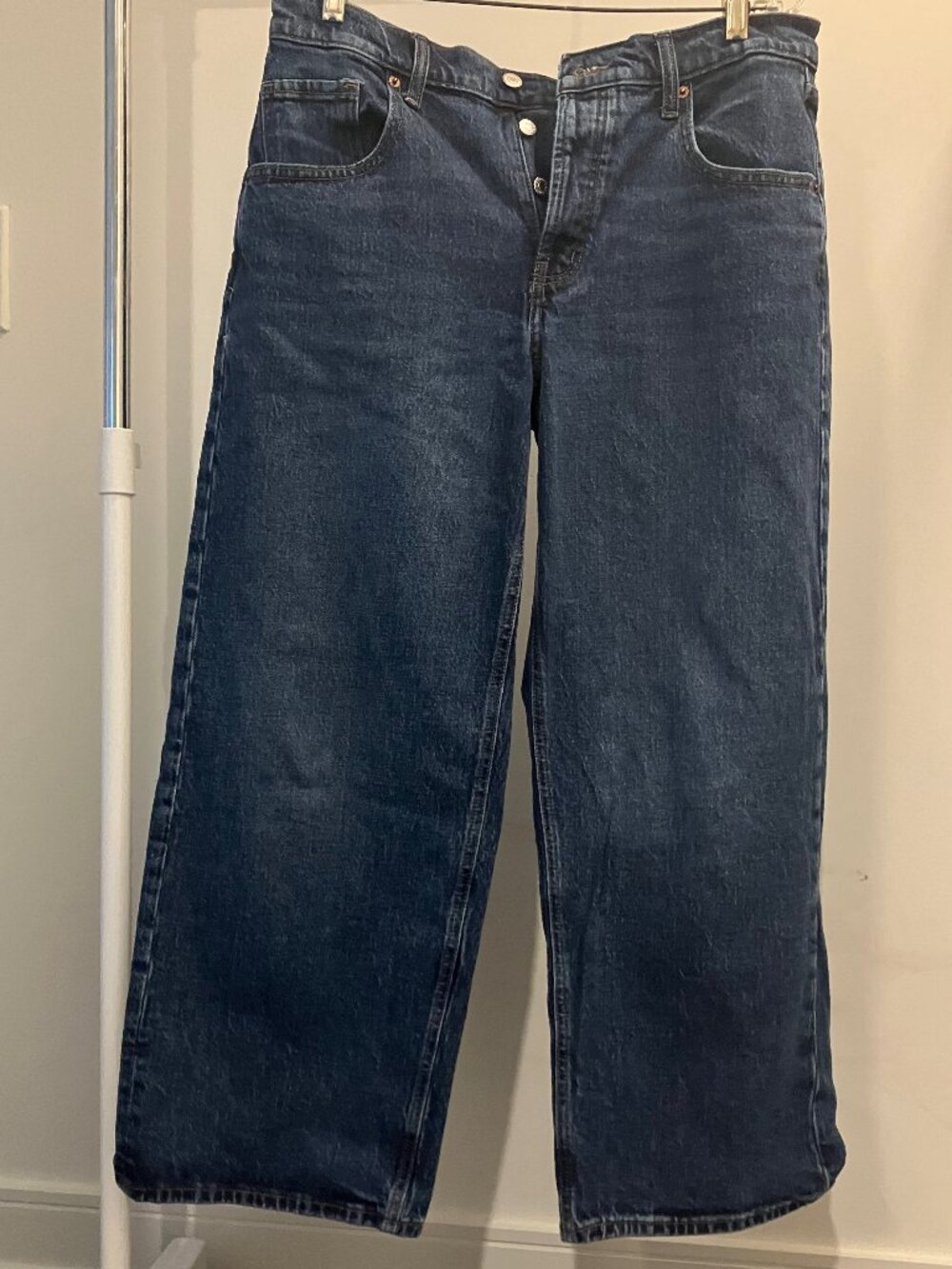 Old Navy jeans, women's US 6, petite, baggy fit